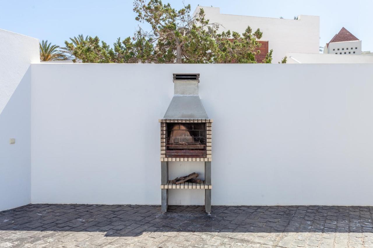 Villa Luxury Azul Private Pool And Bbq Corralejo By Holidays Home エクステリア 写真